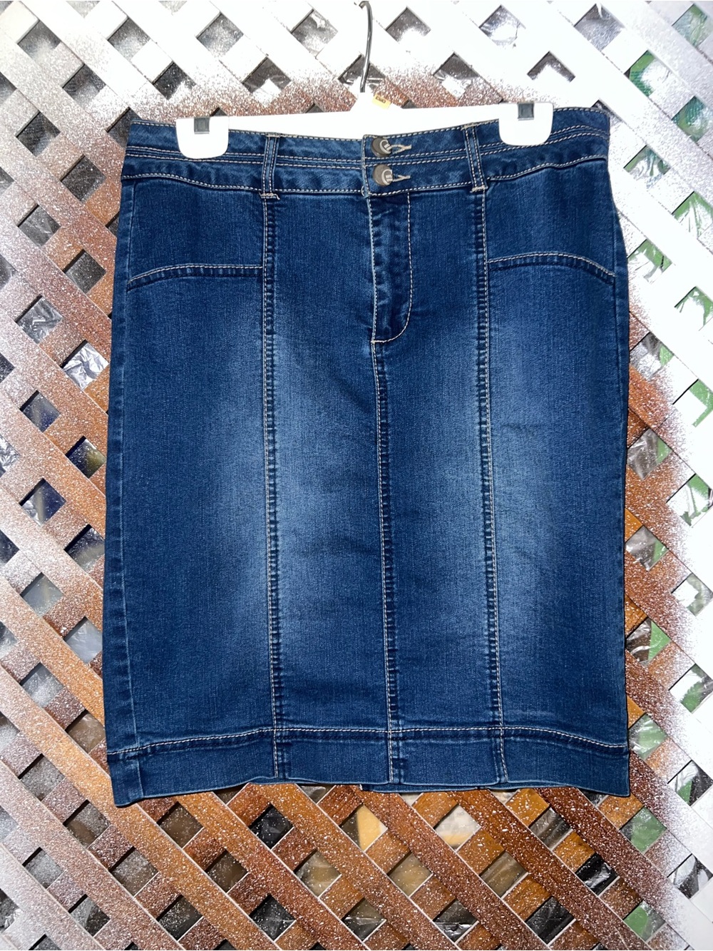Cato EST. 1946 Dark Wash Denim Pencil Skirt jean size 12